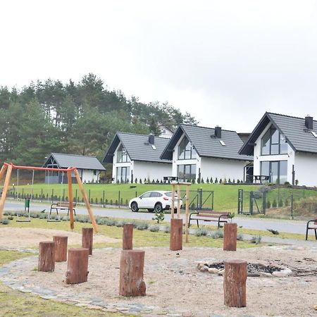 Domki U Zbyszka Nad Jeziorem Z Balia Ogrodowa! Kiedrowice Exteriör bild